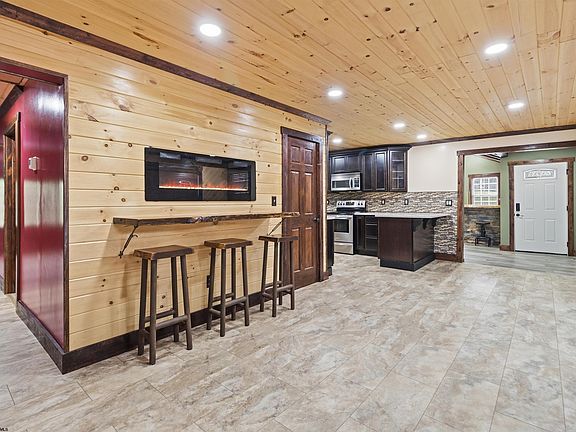 4th image of 857 Gawthrop Rd