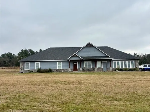 21887 Ranch Rd, Howe, OK 74940