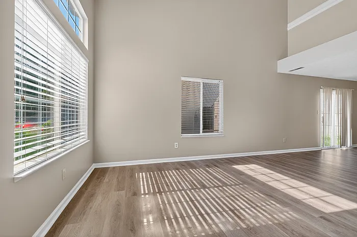 9833 Worthington Blvd — Photo 5