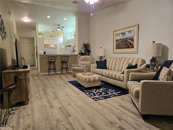 4th image of 12144 SW Egret Cir APT 1406