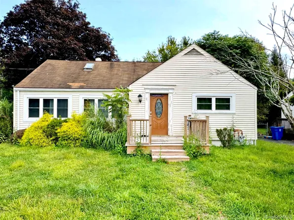 127 Watkins Avenue, Middletown, NY 10940