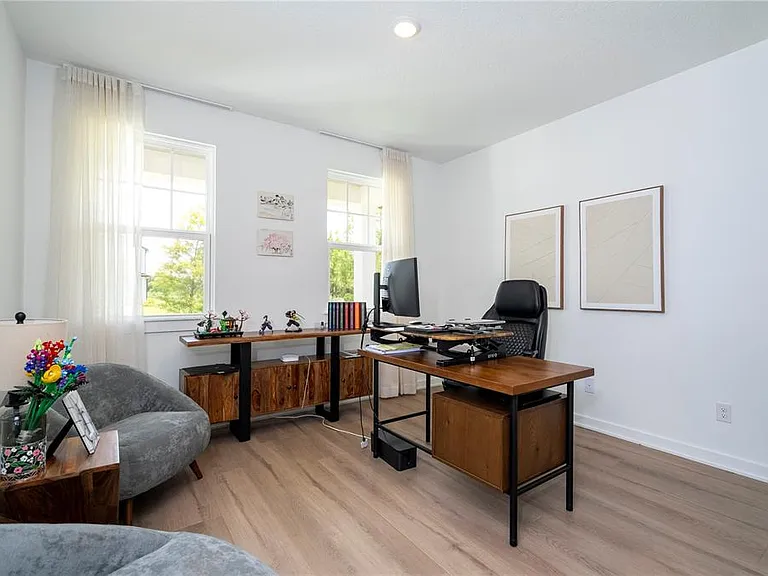 2184 Broadbrook Dr — Photo 47