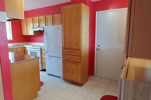 4th image of 9770 8th St #B
