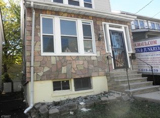 79 Quabeck Ave, Irvington, NJ 07111