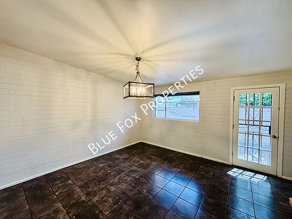 3rd image of 4355 E Glenn St