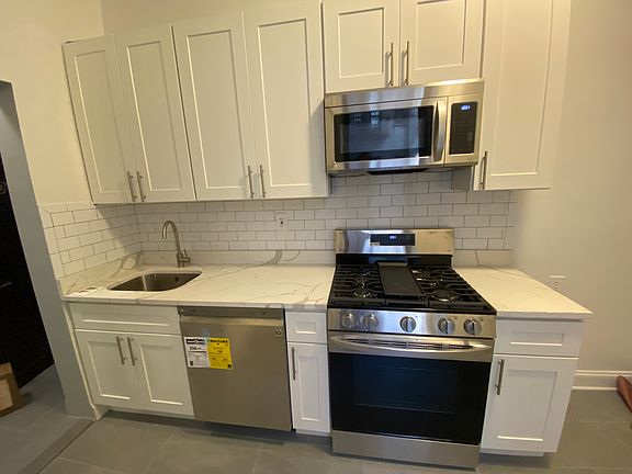 2nd image of 1710 Carroll St APT A10