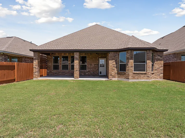 2428 Granite Hill Dr — Photo 76