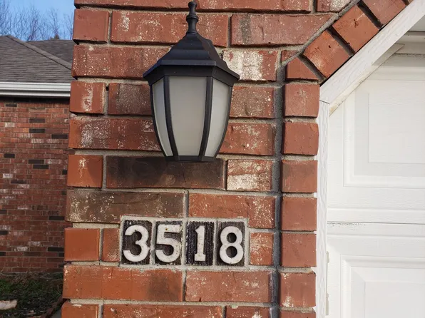 3518 S Brunswick Ave, Springfield, MO 65809
