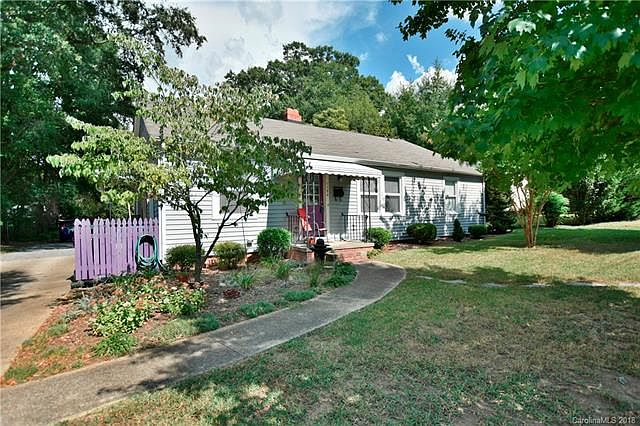 2nd image of 1134 Charlotte Ave
