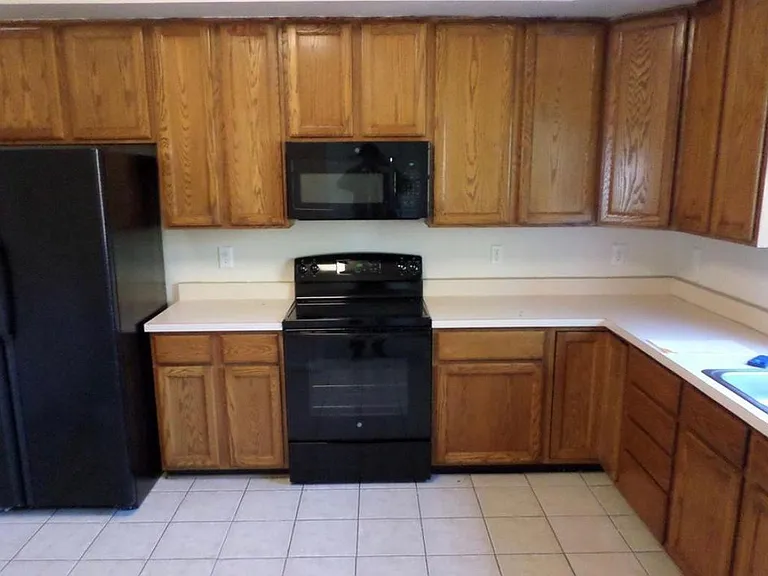 2020 Madrillon Springs Ct — Photo 12