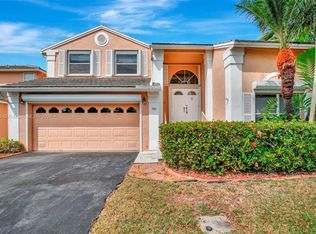 9565 NW 9th Ct, Plantation, FL 33324