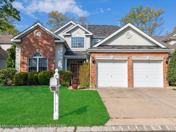 44 Cypress Point Lane, Jackson, NJ 08527