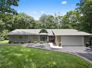 17055 Rooster Ridge Rd, Chesterfield, MO 63005