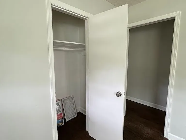 127 Lawrence St — Photo 7