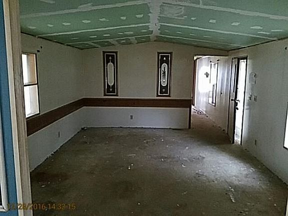 5th image of 818 E Newkirk St