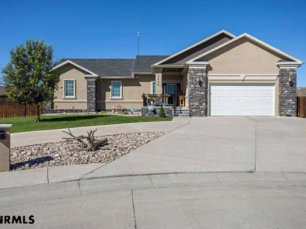2635 Prairie St, Gering, NE 69341