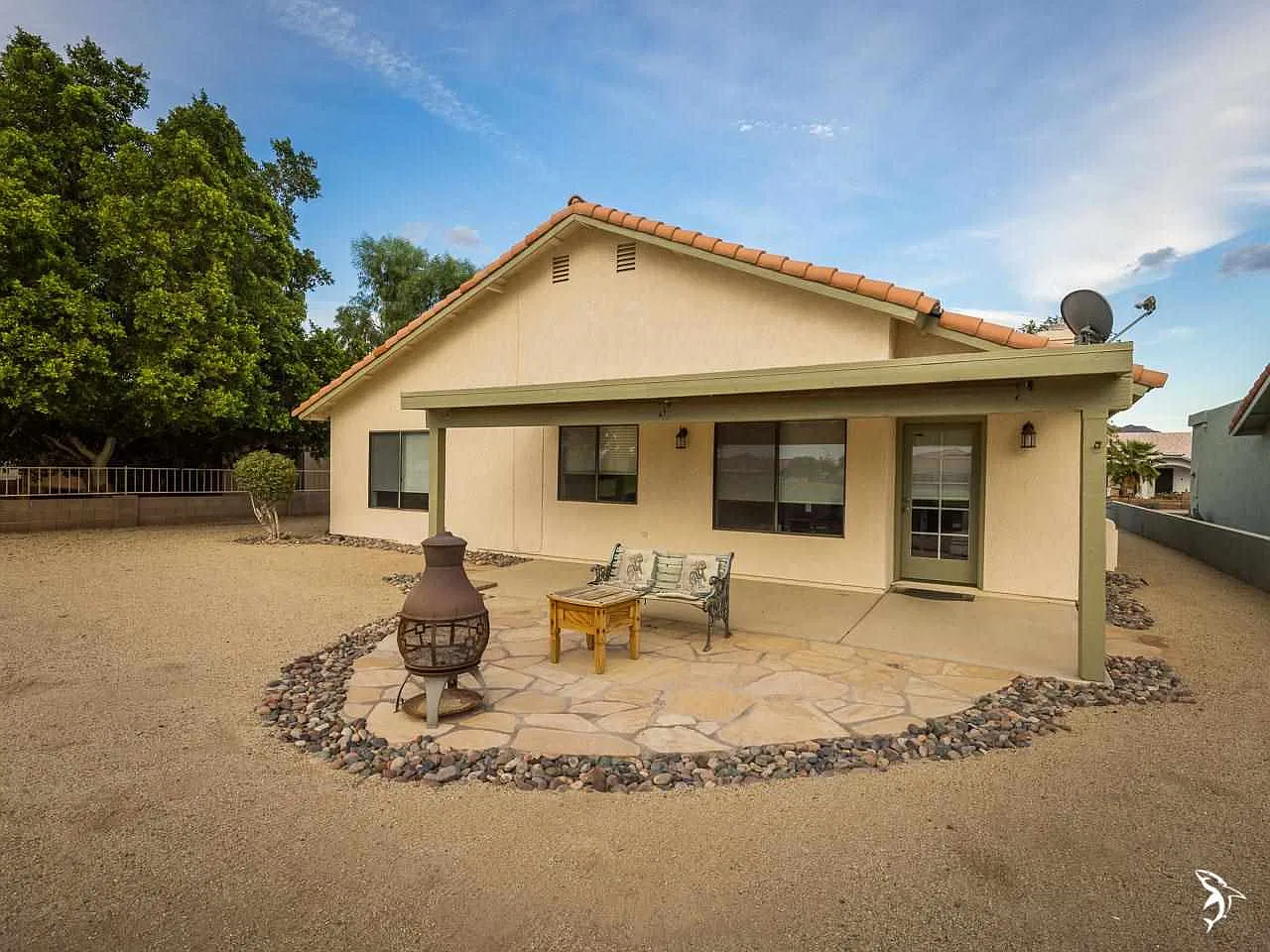 3 bed, 2.0 bath, 1505 sqft, $1,700 — Photo 4