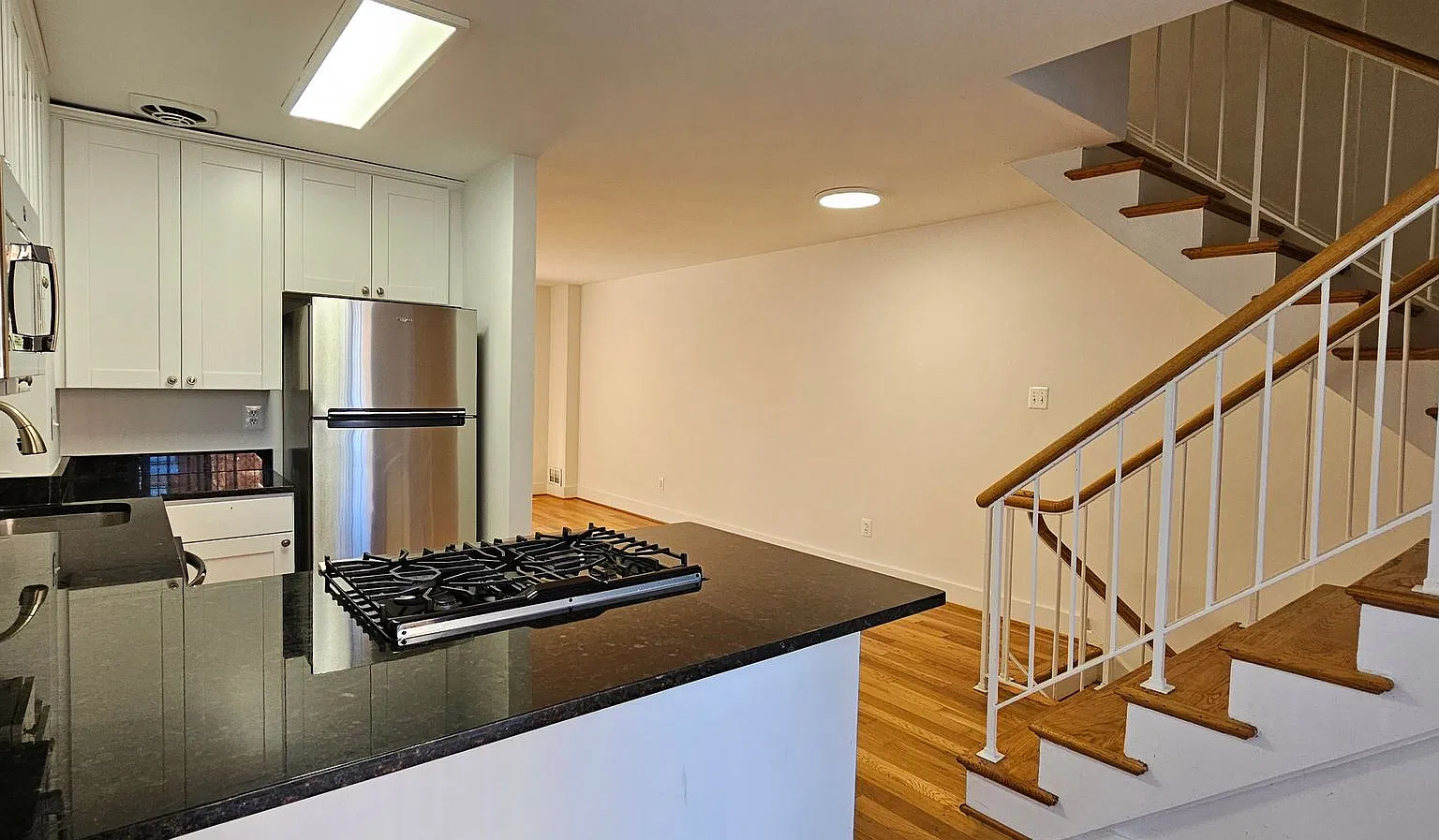 2BR, 2BA w/ Finished Basement - 3BR Potential, SW, DC near The Wharf — Photo 1