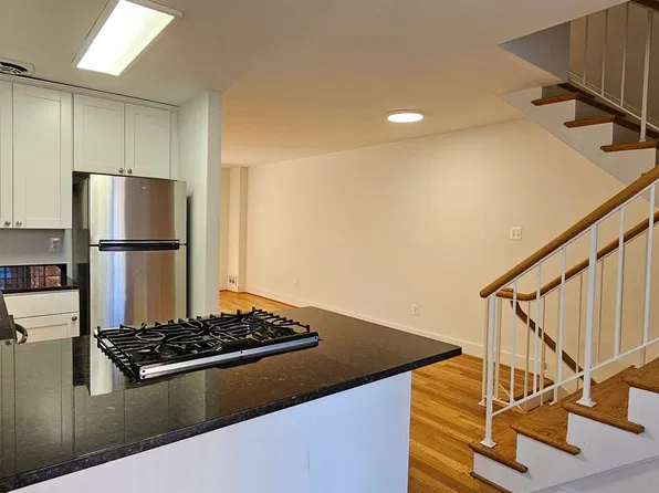 861 3rd St SW #106, Washington, DC 20024