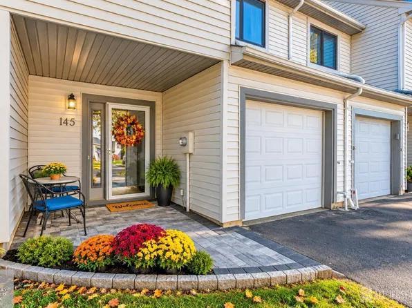 145 Lexington Cir, Matawan, NJ 07747
