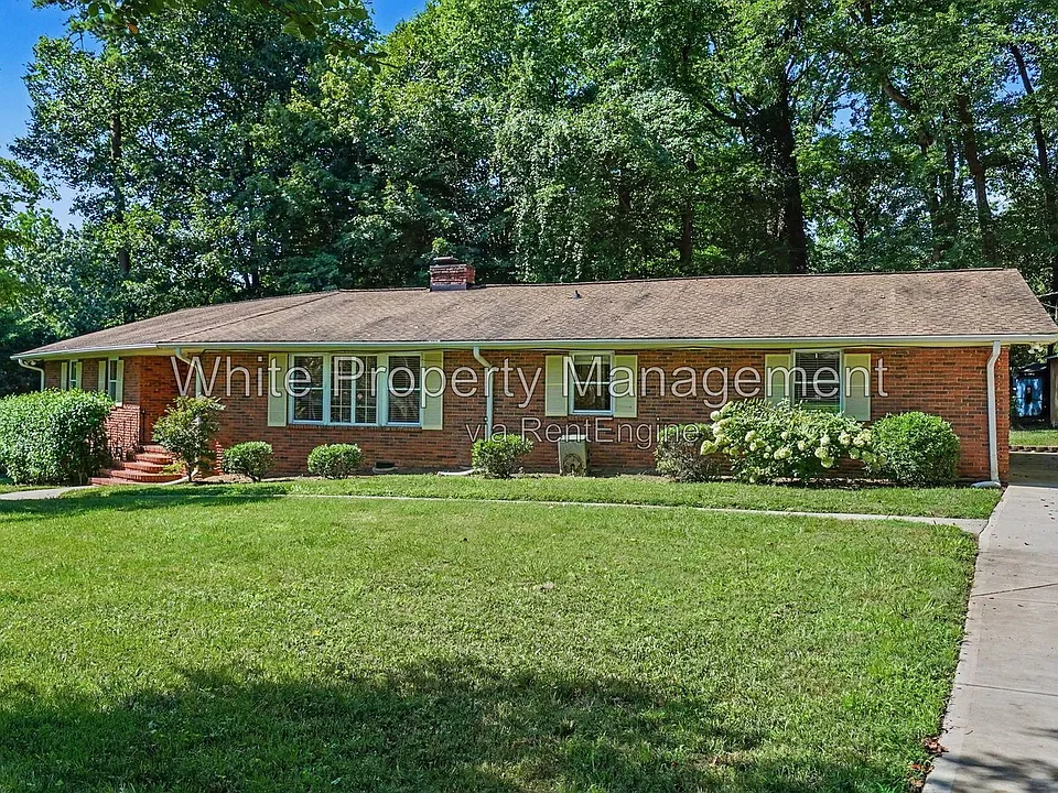 7017 Linda Lake Dr