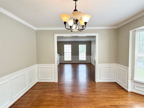 5th image of 16 Westchester Ct