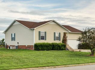 314 Pappy Dr, Oak Grove, KY 42262