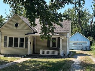 612 SE Miller St, Lees Summit, MO 64063
