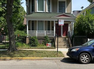 1850 W Larchmont Ave #1, Chicago, IL 60613