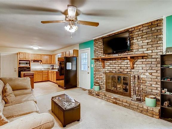 4th image of 510 Norton Cir SE