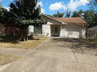 931 Western Hills Dr, Katy, TX 77450