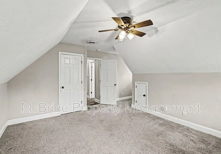 1304 Dominica Dr — Photo 33