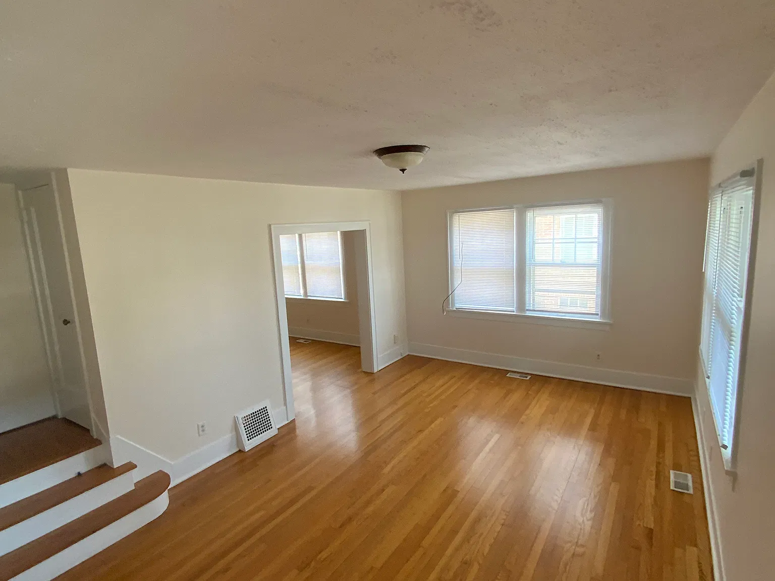 3 bed, 1570 sqft, $1,550 — Photo 3