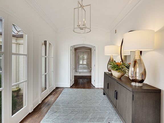 5th image of 4275 Belle Meade Cv