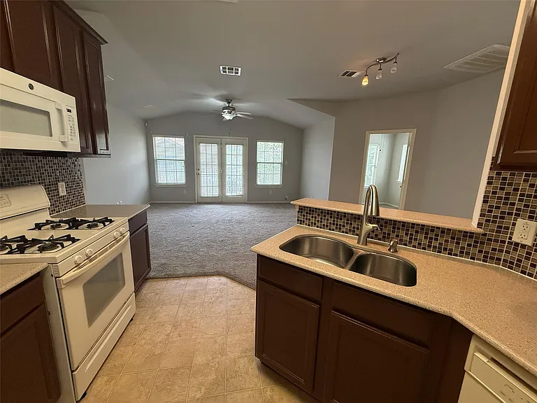 1900 Scofield Ridge Pkwy #4701 — Photo 14