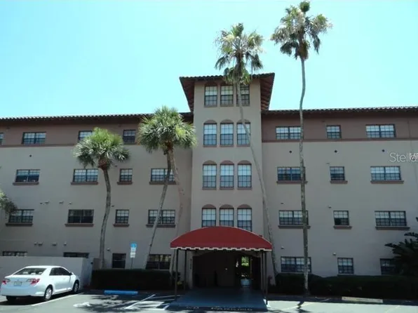 6100 Gulfport Blvd S APT 102, Gulfport, FL 33707