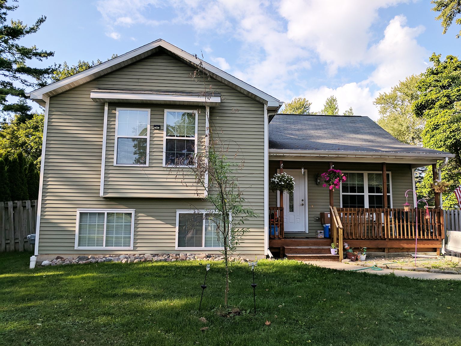 130 Jackson St, Sunfield, MI 48890 Zillow