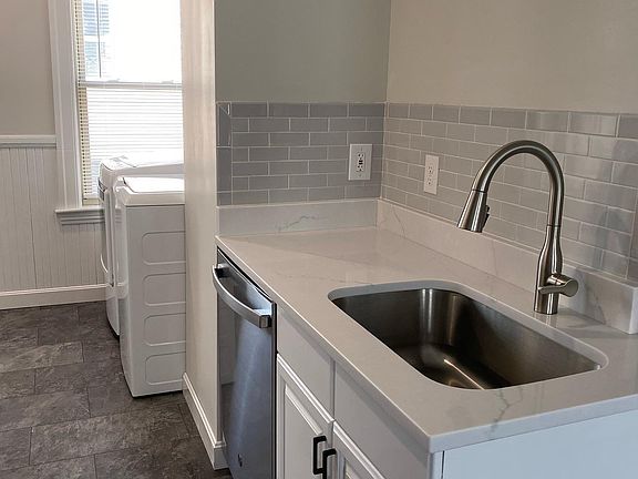 2nd image of 12 Massasoit Rd #2
