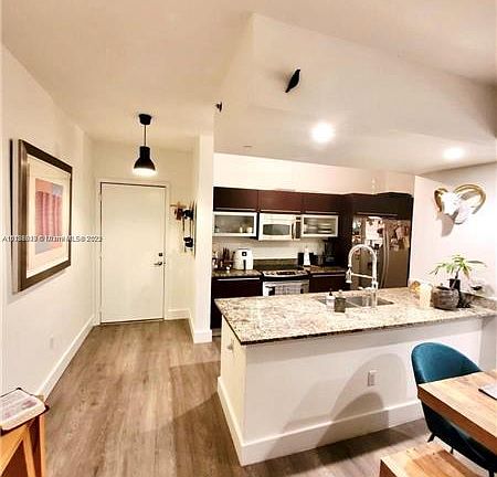 4th image of 951 Brickell Ave APT 3301