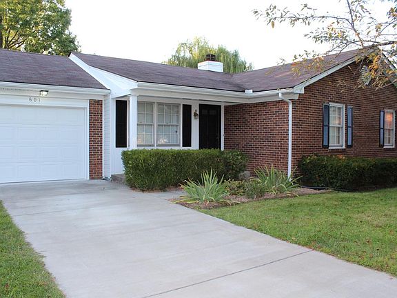 2nd image of 601 Dicksonia Cir