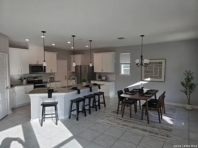 631 Anthem Ln — Photo 5