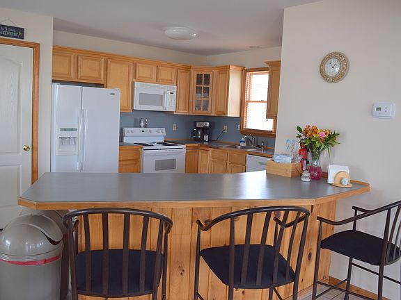 2nd image of 5712 Central Ave #E
