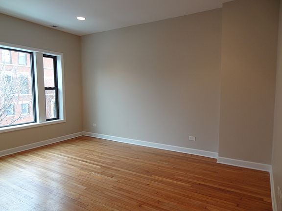 5th image of 1804 N Sheffield Ave #2