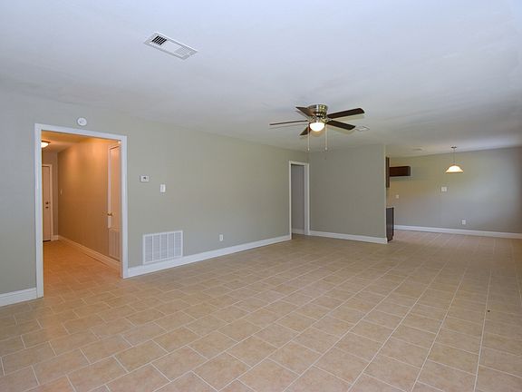 5th image of 3615 Willie Way