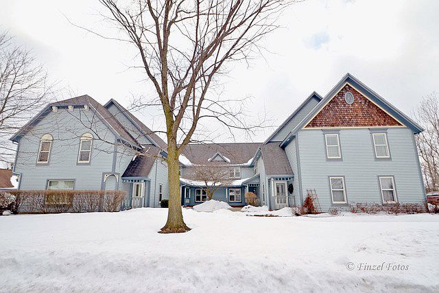 1st image of 943 Victoria Dr