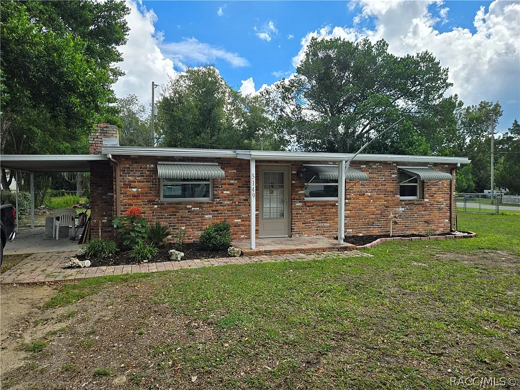 1 bed, 700 sqft, $1,300 — Photo 1