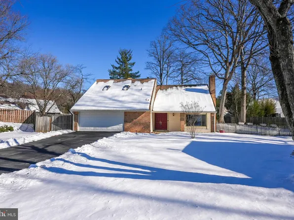 4423 Coldbrooke Ct, Alexandria, VA 22306