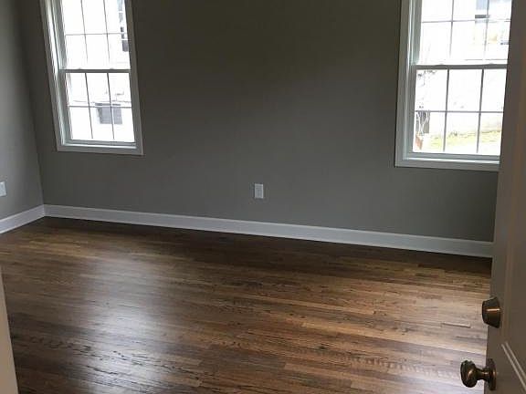 2nd image of 506 N Race St APT 8