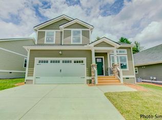 92 Leyland Cir #5, Hendersonville, NC 28792