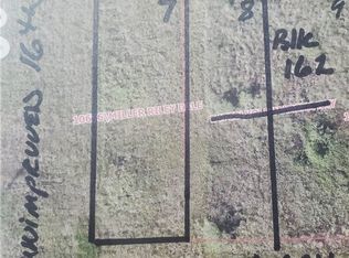 1511 W Houston Ave, Seadrift, TX 77983